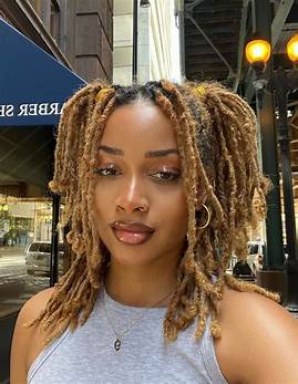 Unraveling the Benefits of Locs Braided Wigs: Cultural Significance Meets Modern Convenience
