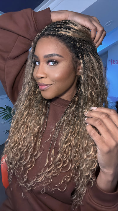 Kiki - Perruque tressée de type Boho, bouclée, en cheveux humains pré-décolorés de 24 pouces, avec base en dentelle suisse HD