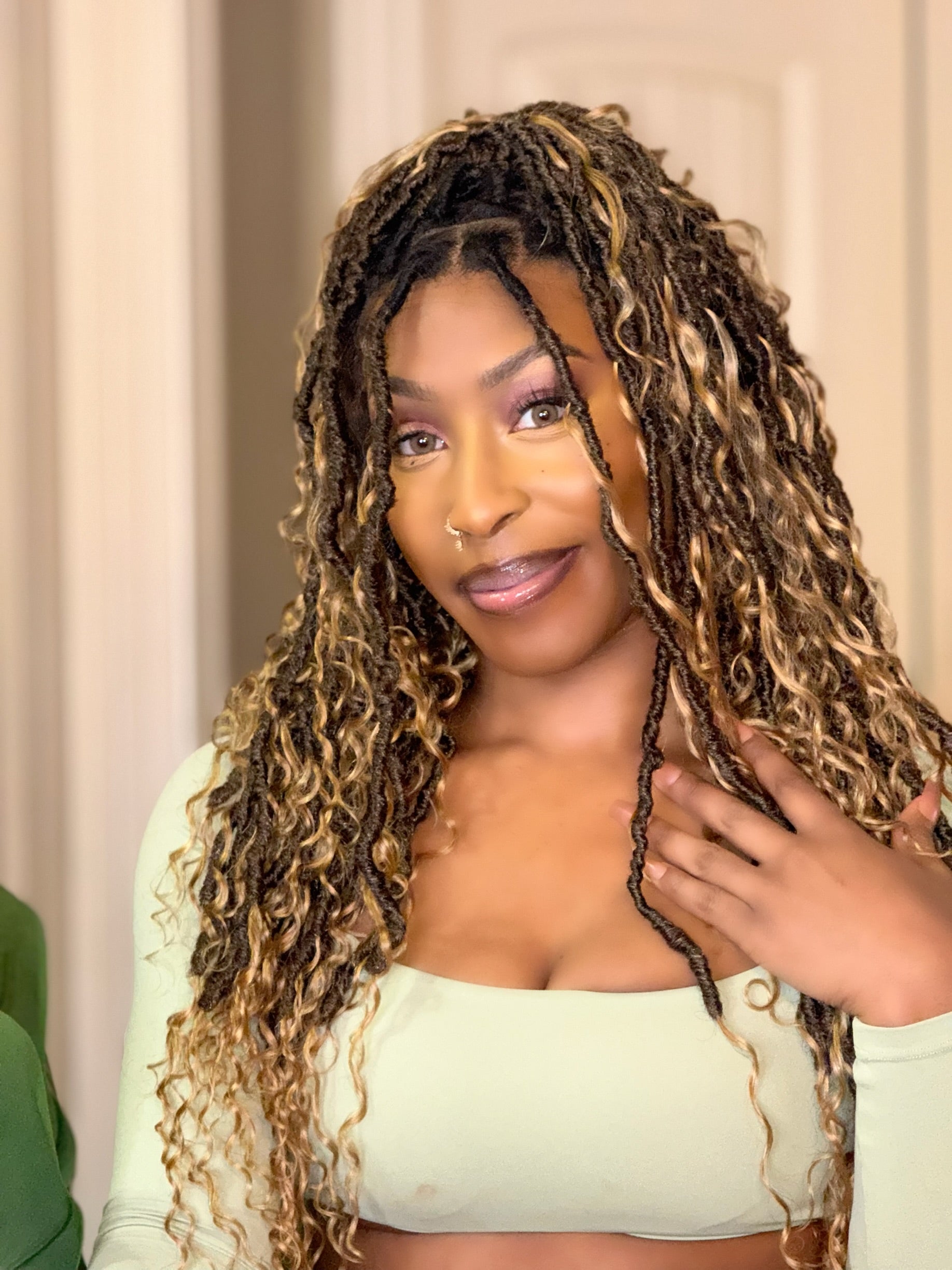 Perruque de Locs Boho sans nœuds en cheveux humains naturels avec boucles Boho et dentelle suisse HD, qualité salon