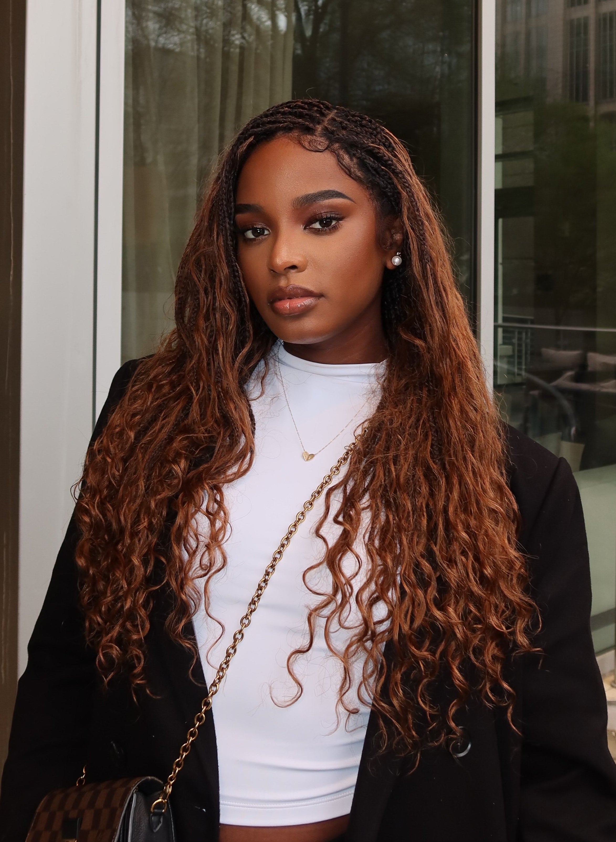 Perruque tressée de 24 po en cheveux humains bouclés légers HD Full Lace de style Boho, d'origine suisse