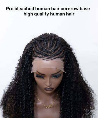 Perruque tressée de style cornrow, en cheveux humains entièrement décolorés, avec dentelle.