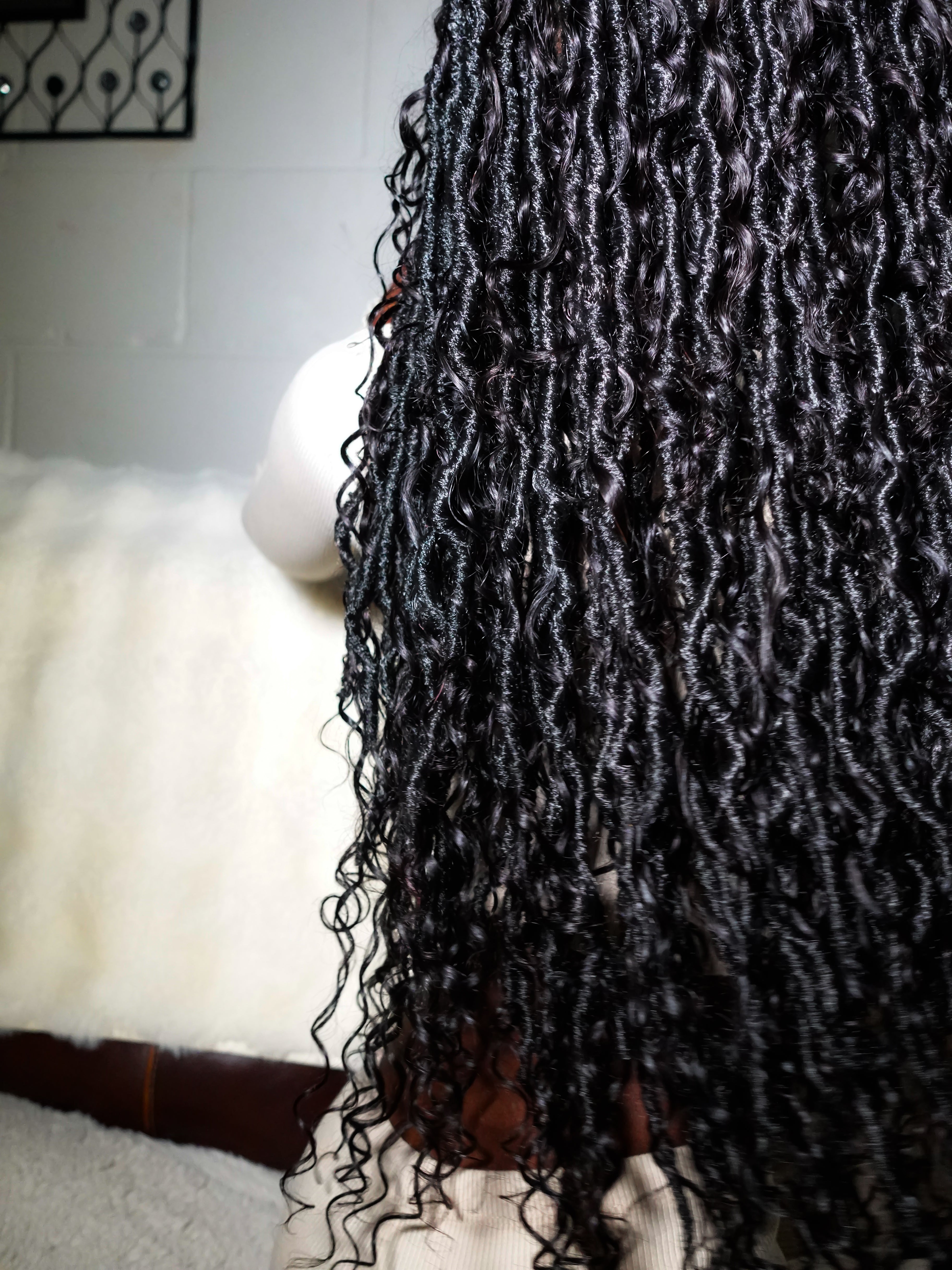 Perruque de Locs Boho sans nœuds en cheveux humains naturels avec boucles Boho et dentelle suisse HD, qualité salon