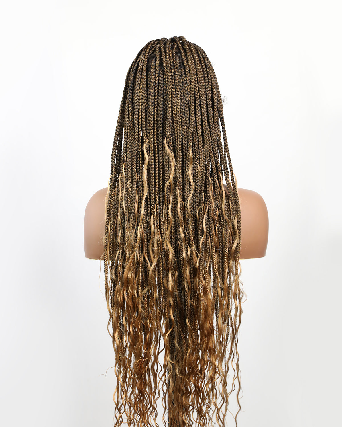Perruque tressée sans enchevêtrement avec cheveux humains pré-décolorés, lace box braids, cornrows, et boucles bohèmes – 79 mèches