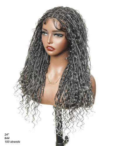 Coco - Perruque tressée de type "boho box braid" sans colle, poivre et sel