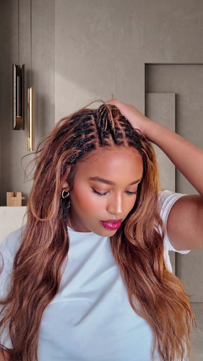 Michelle - Perruque tressée miracle sans colle style salon, dentelle suisse HD pré-blanchie, tresses Boho Bora Bora, boucles corps ondulé cheveux humains